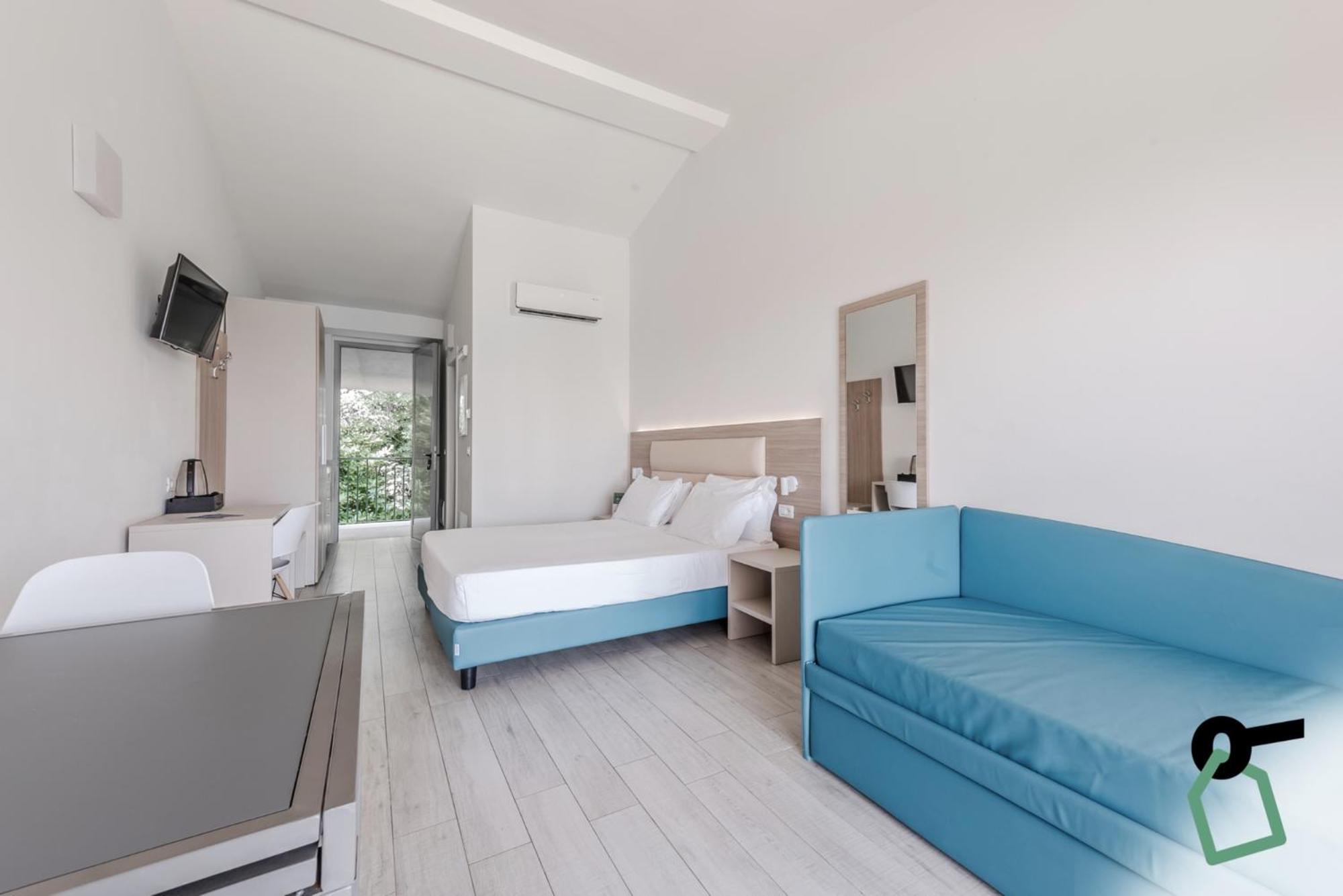 Hotiday Apartment Collection - Desenzano Desenzano del Garda Luaran gambar